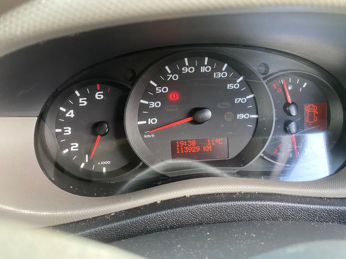 Nissan NV400 2018 - Image 4