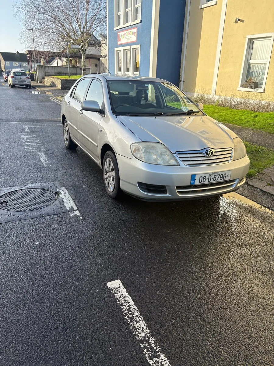 E12 Toyota corolla - Image 1