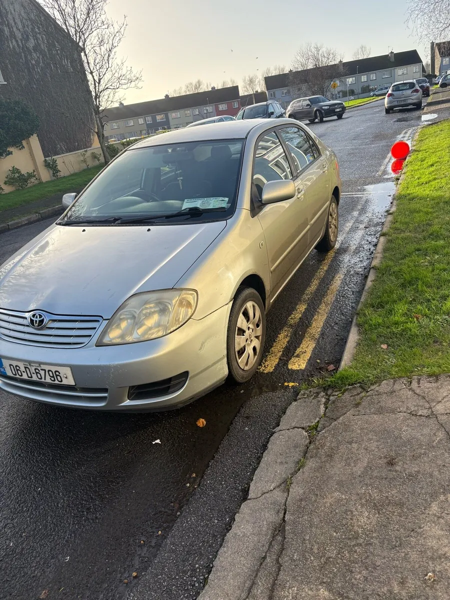 E12 Toyota corolla - Image 2