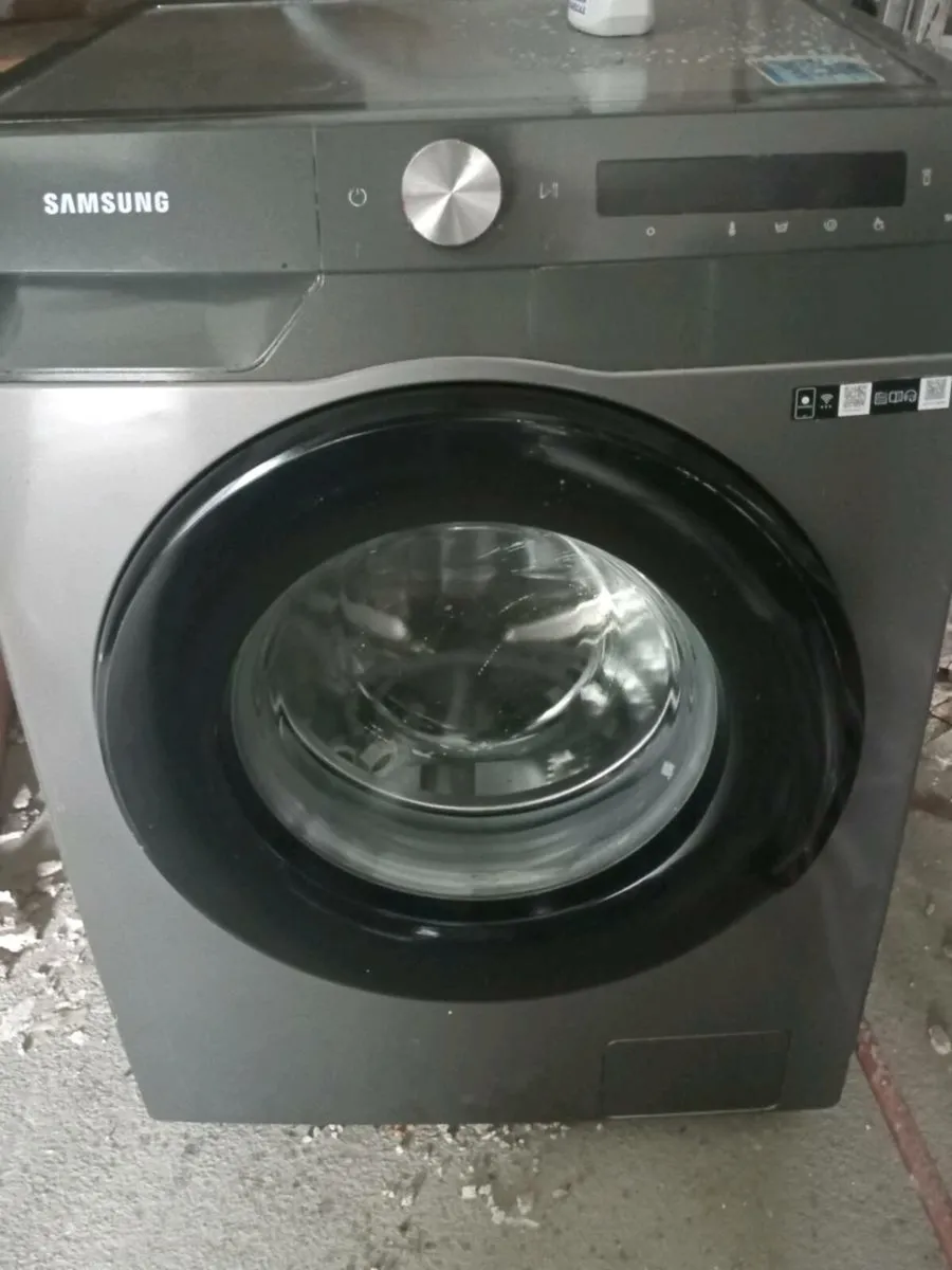 Samsung smart washing machine - Image 1