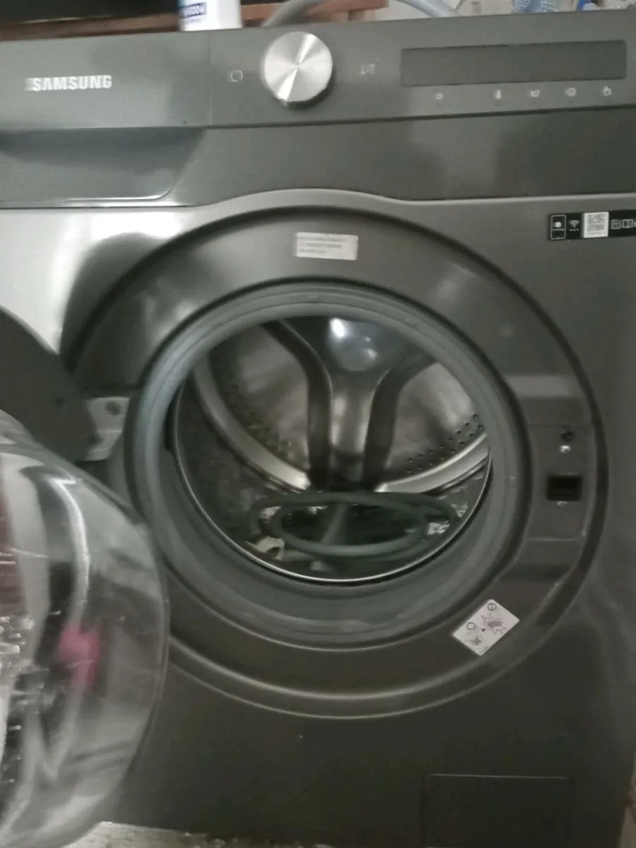 Samsung smart washing machine - Image 2