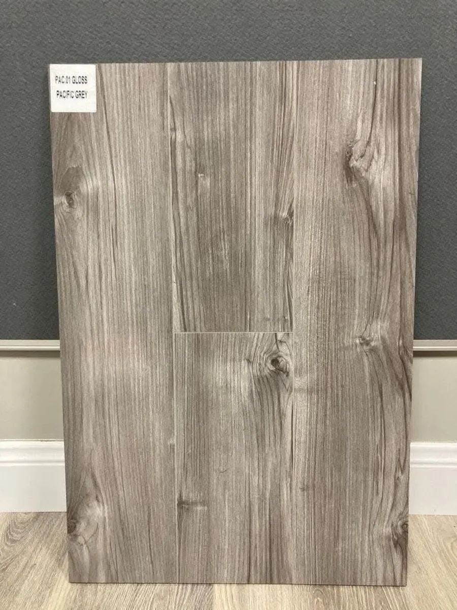 Floorings 7mm 8mm 12mm - Image 1