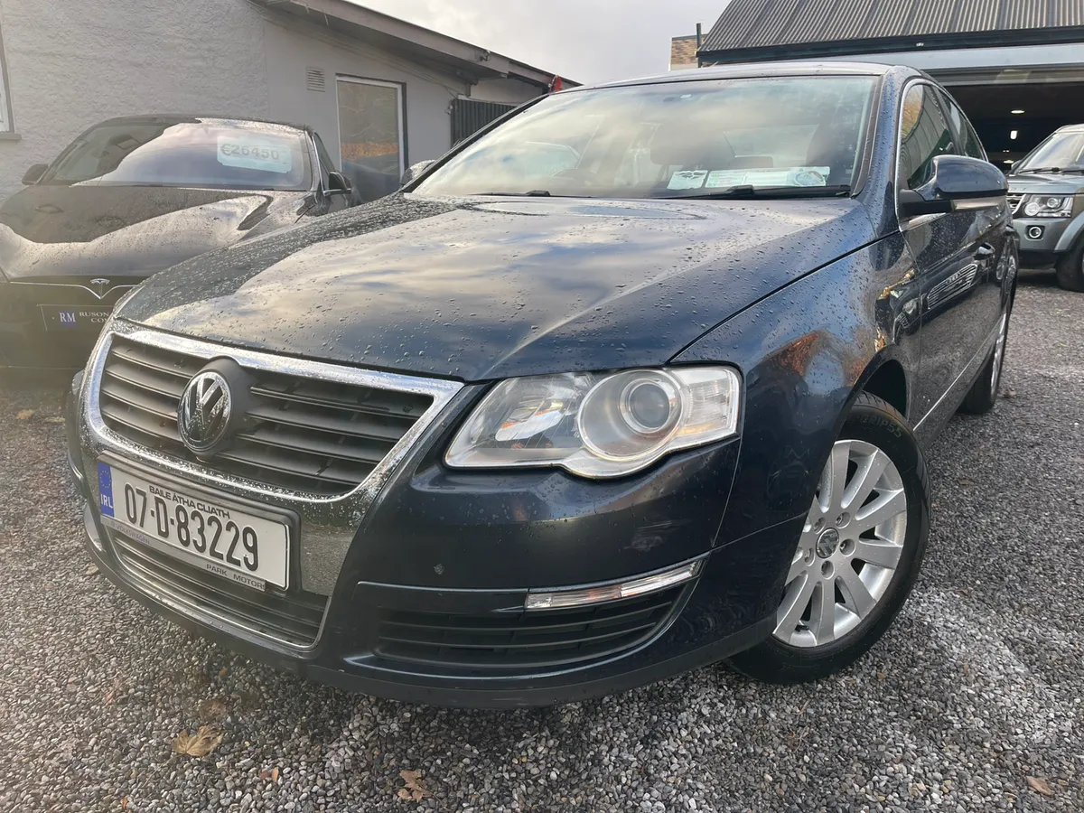 VW Passat 1.6 FSI • Auto • NCT 02/26 • Tax 03/25 - Image 1