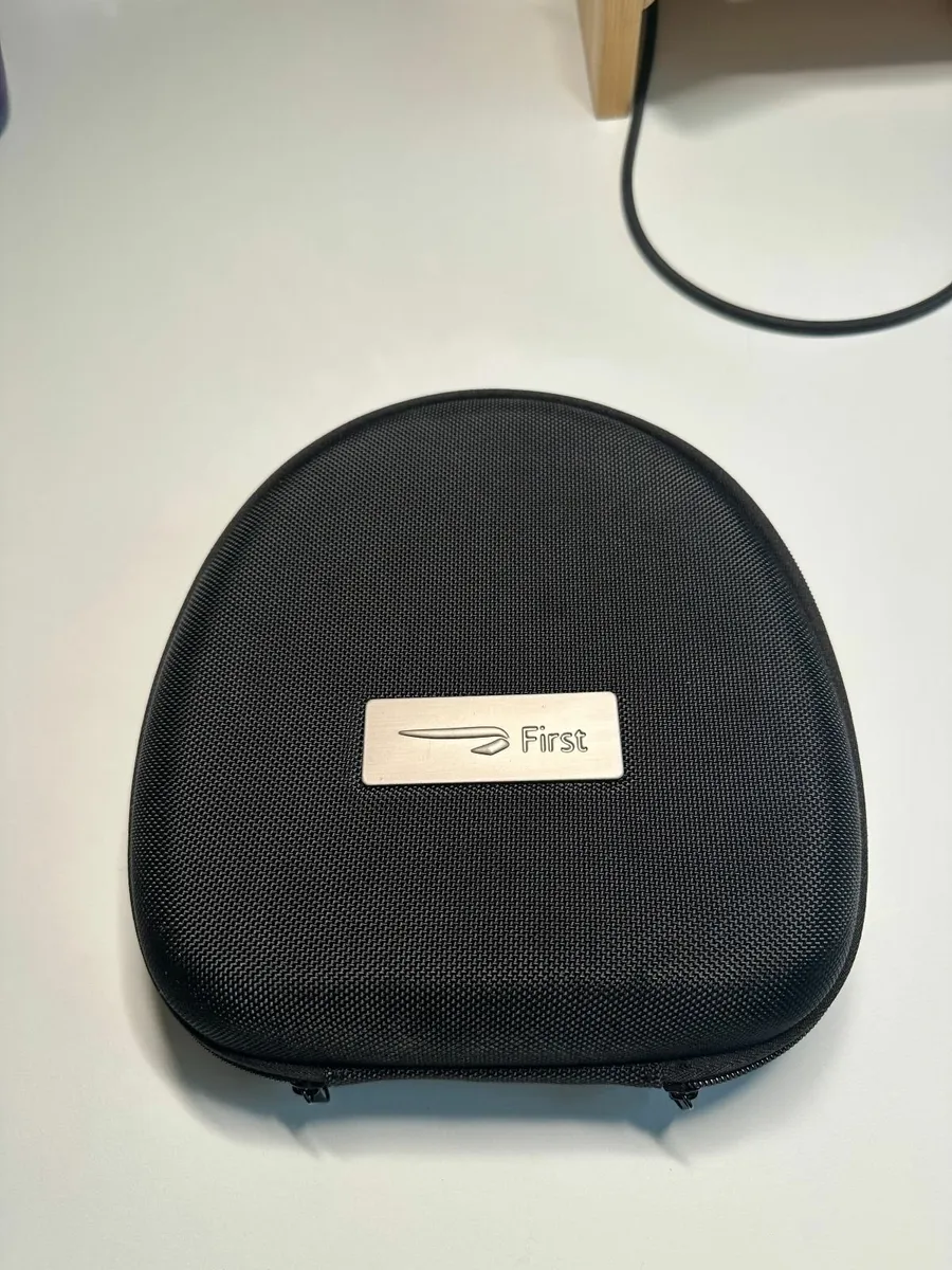 Airplane Headphones - Image 2