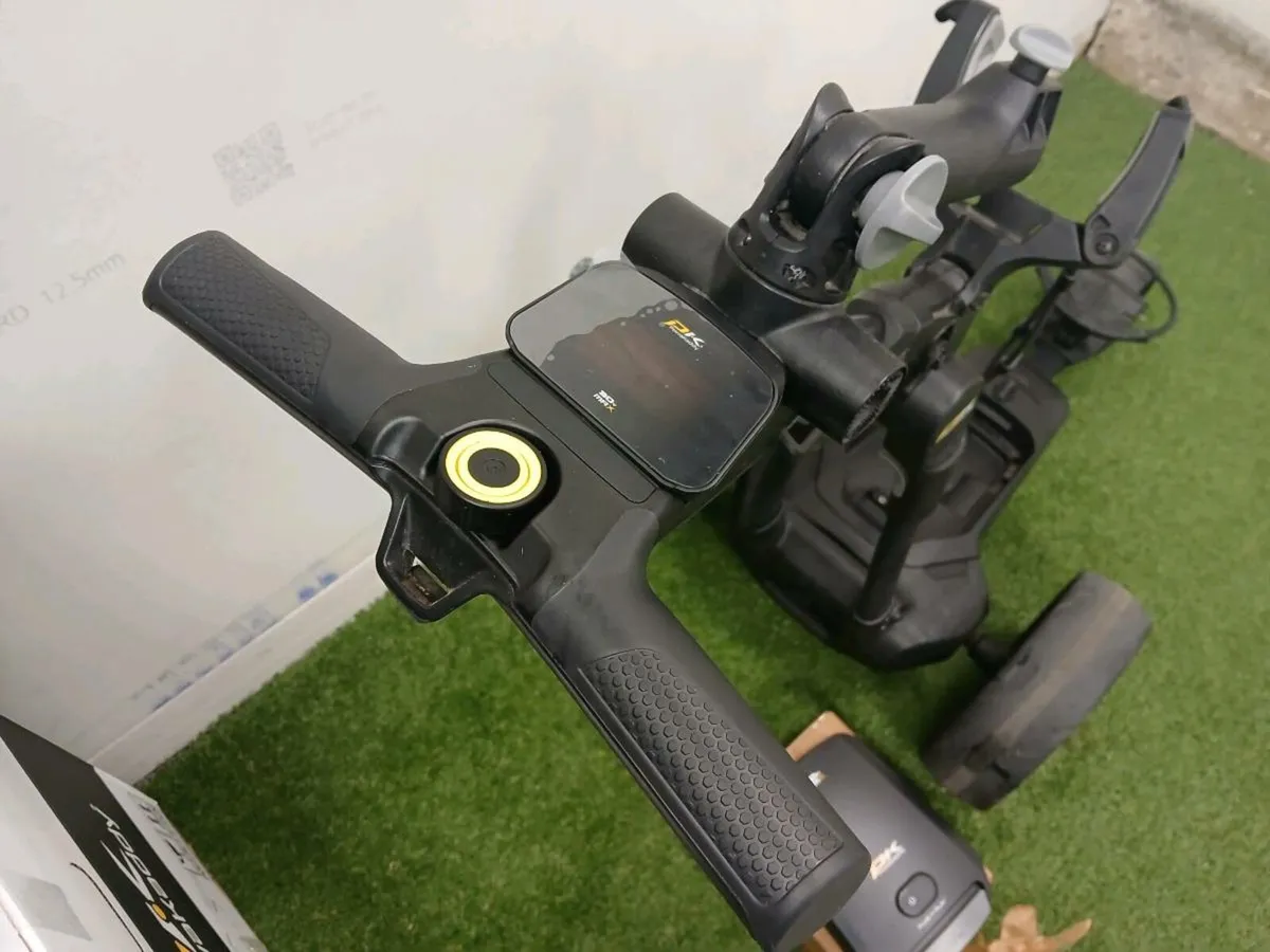 Powakaddy Fx1 and NEW lithium battery - Image 3