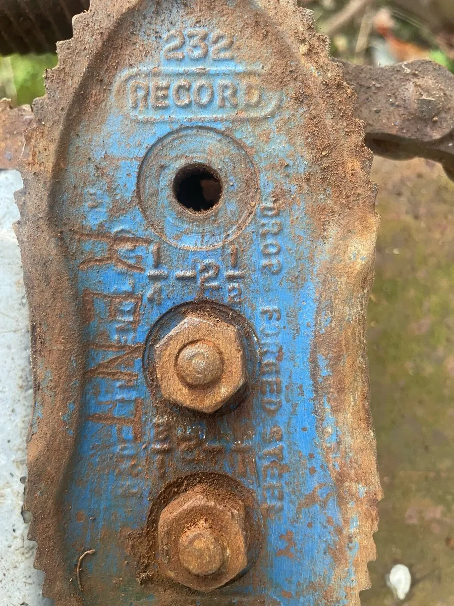 Heavy duty 36 mm stilson  and recorPipe holder and - Image 4