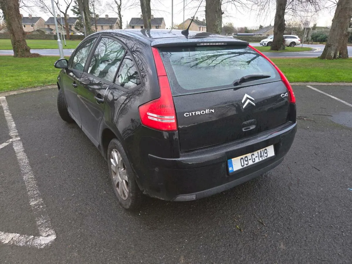 AUTOMATIC DIESEL 1.5 VERY LOW MILEAGE €2650 - Image 4