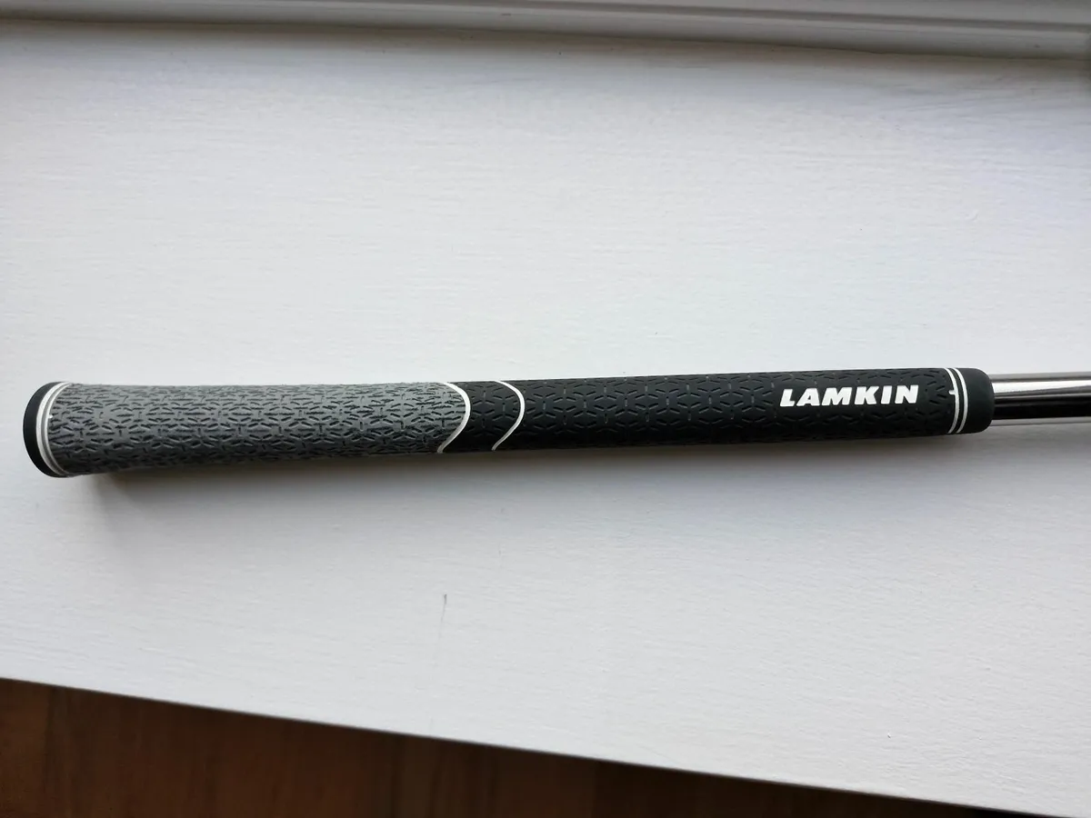 Mizuno JPX Hot Metal High Launch - Image 1