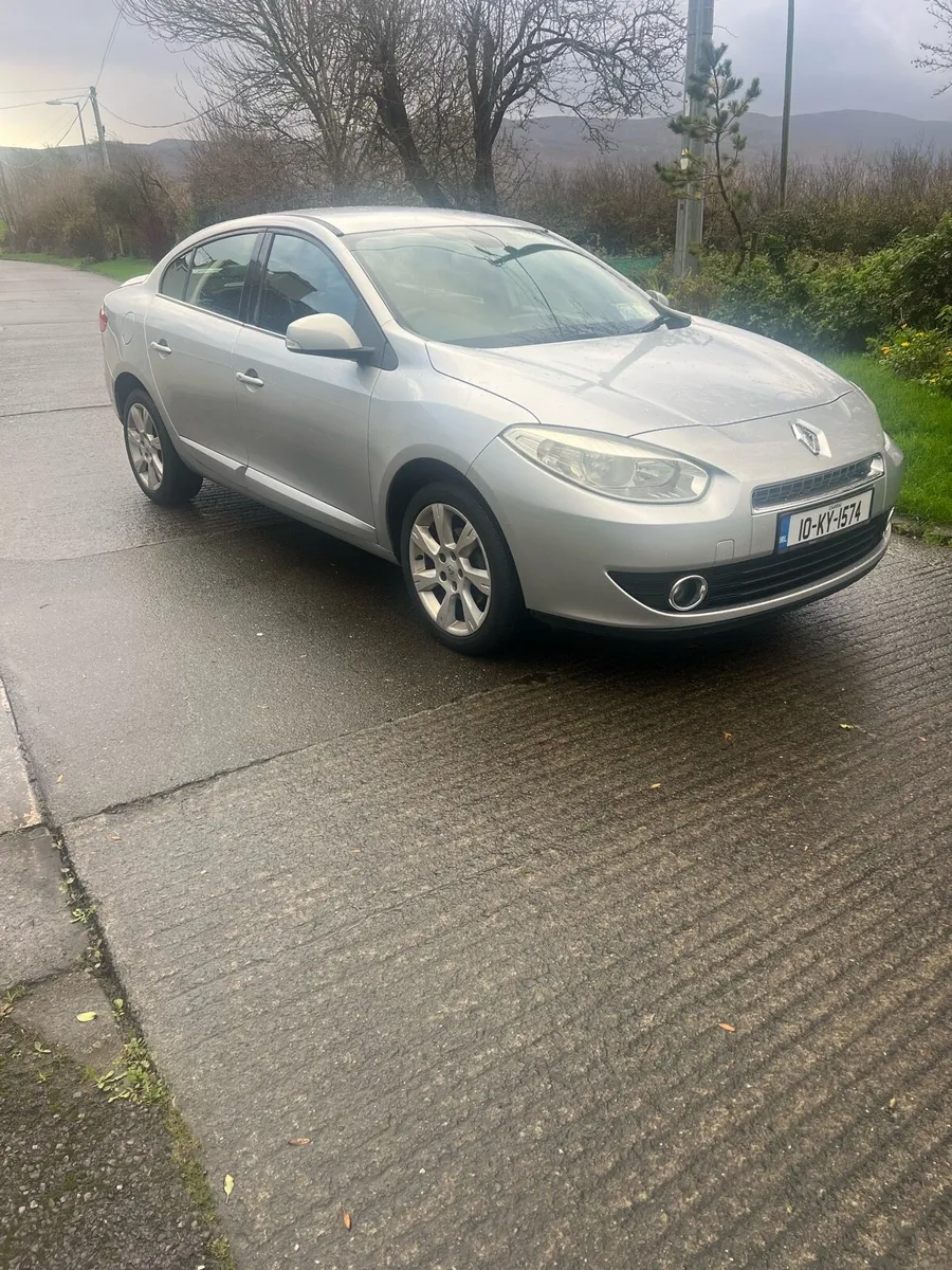 Renault Fluence 1.5 Diesel 2010 Price €2200 - Image 1