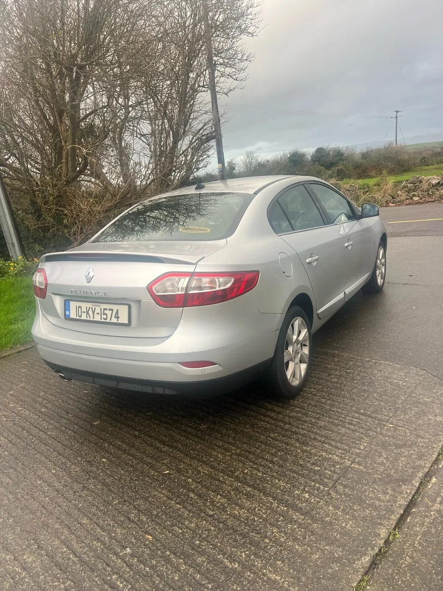 Renault Fluence 1.5 Diesel 2010 Price €2200 - Image 3