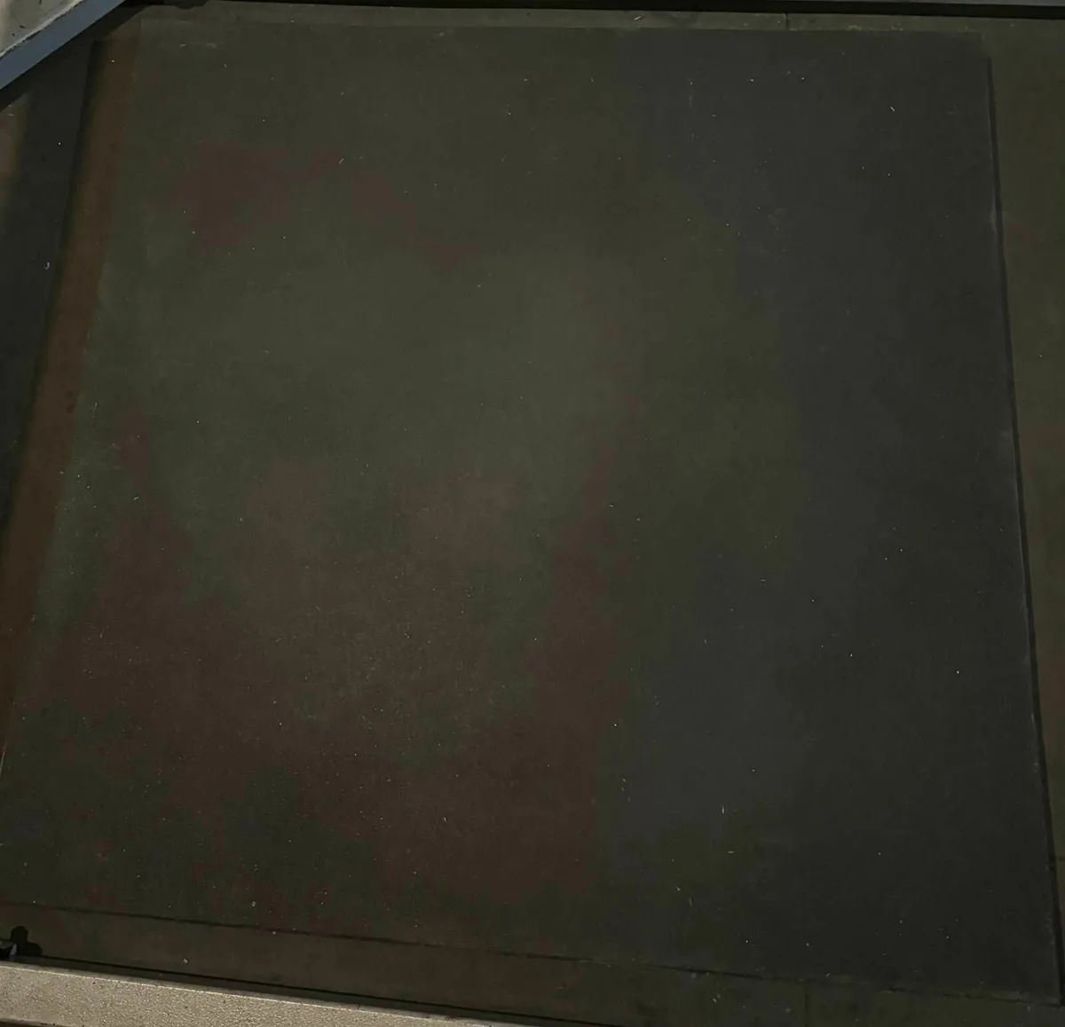 1m x 1m x 15mm Rubber Gym Flooring Mats - Image 1