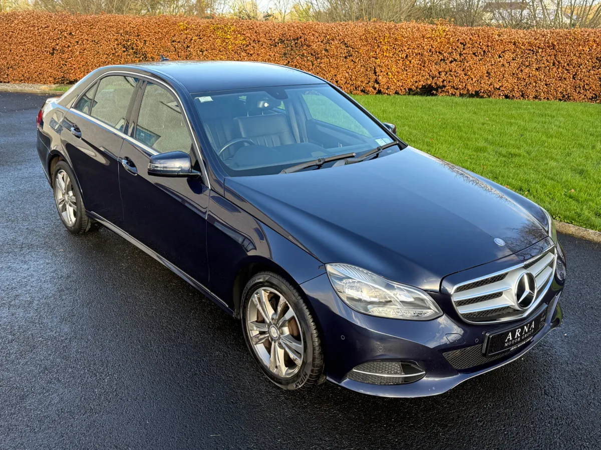 2014 Mercedes-Benz E-Class Elegance Sport - Image 3