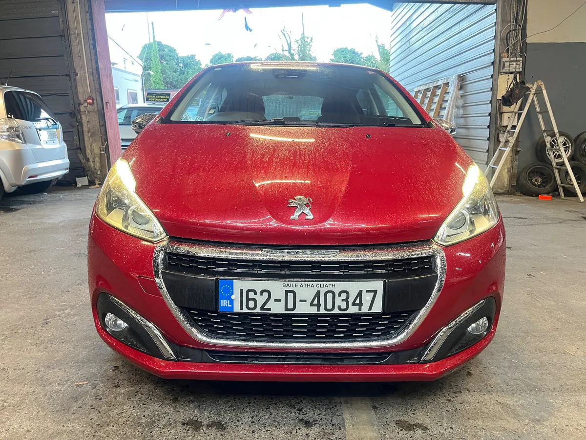 Peugeot 208 automatic 2016 - Image 3