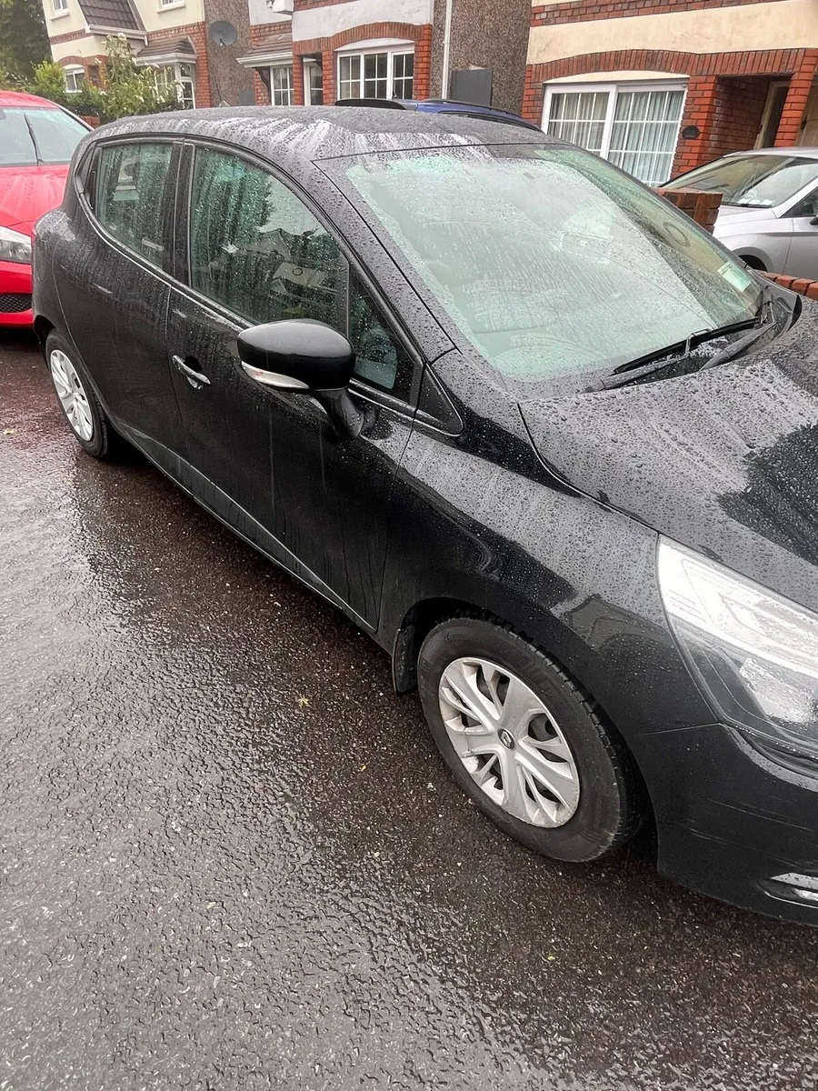 Renault Clio - Image 2