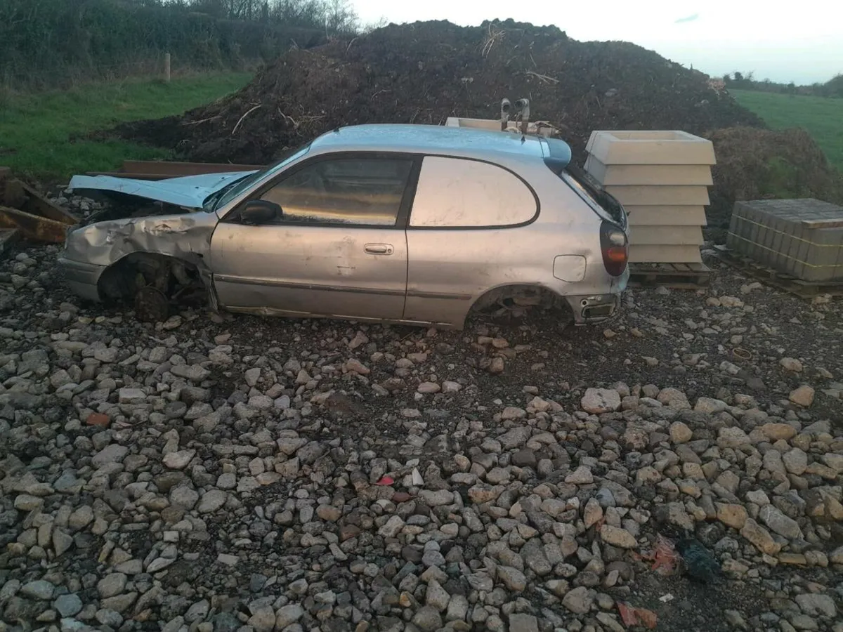 Toyota corolla 2.0L Diesel - Image 1