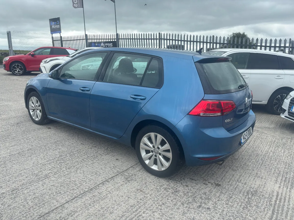 Volkswagen Golf TSI DSG Comfortline 2014 - Image 2