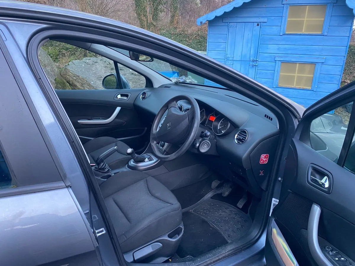 Peugeot 308 2010 - Image 4