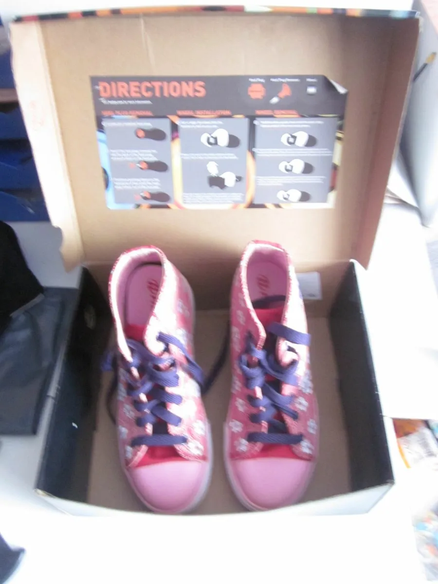 Heelys for Girls S4 - Image 1