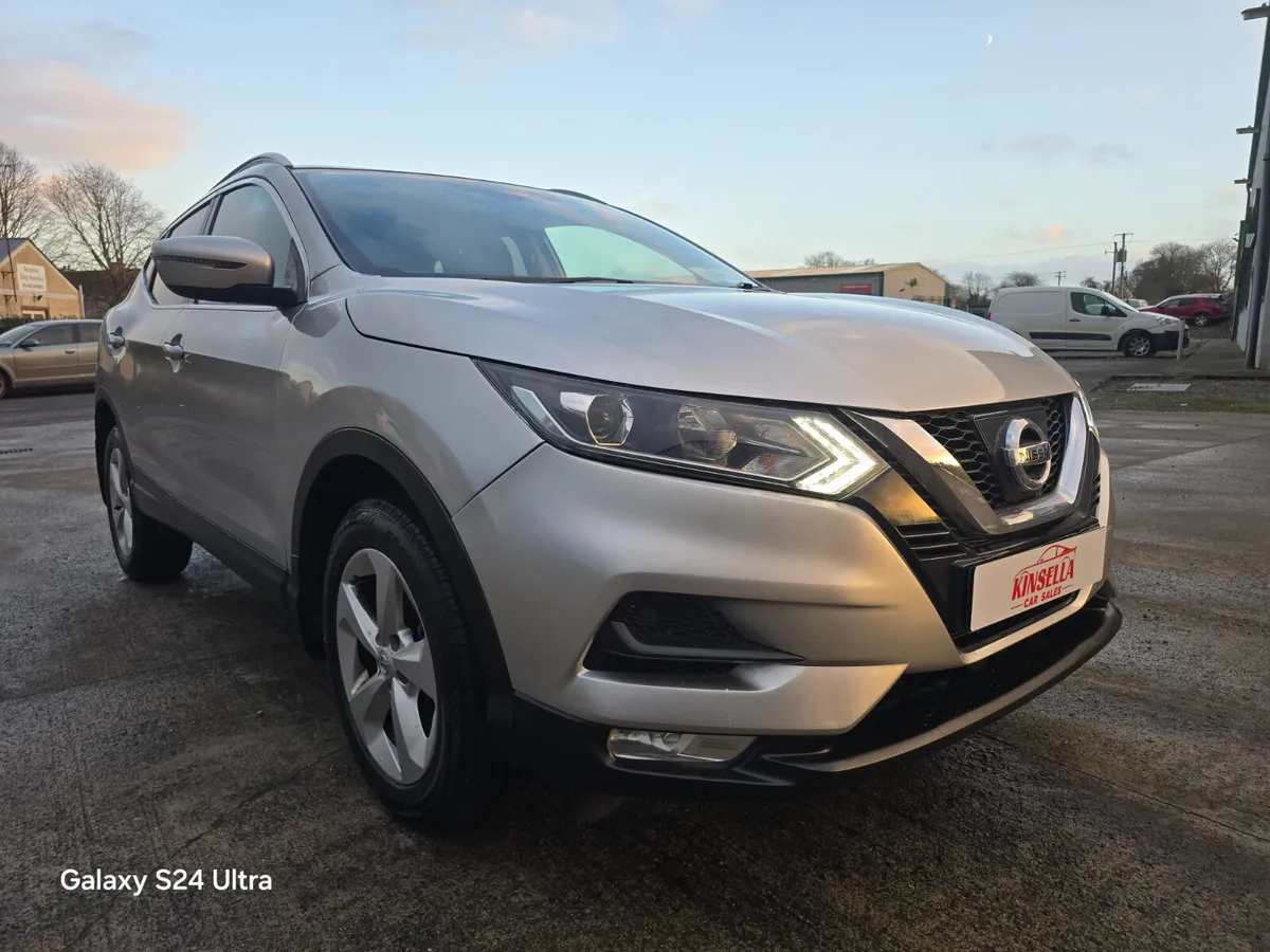 Nissan Qashqai 1.5 DCT SE AUTOMATIC - Image 3