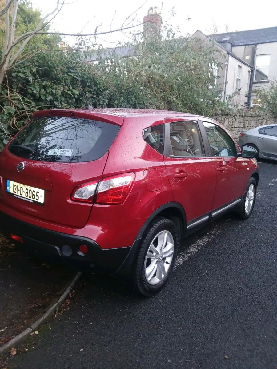 Qashqai *VERY LOW MILEAGE * - Image 2