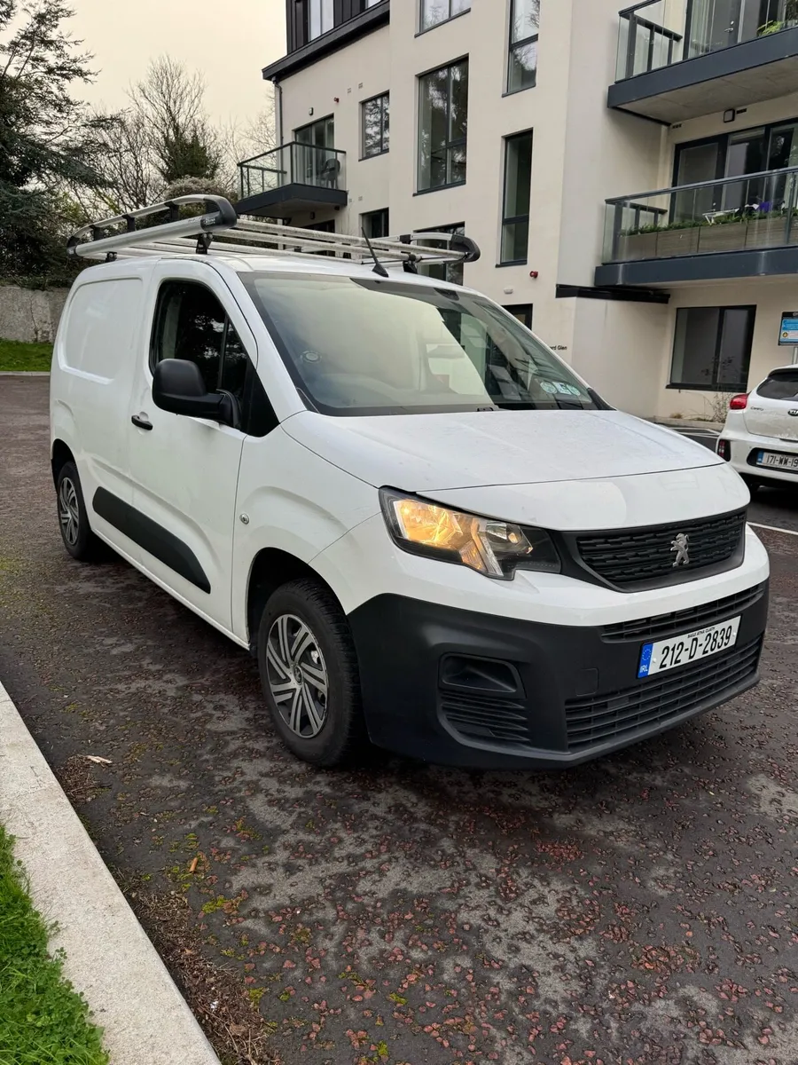 2021 Peugeot Partner no VAT - Image 2