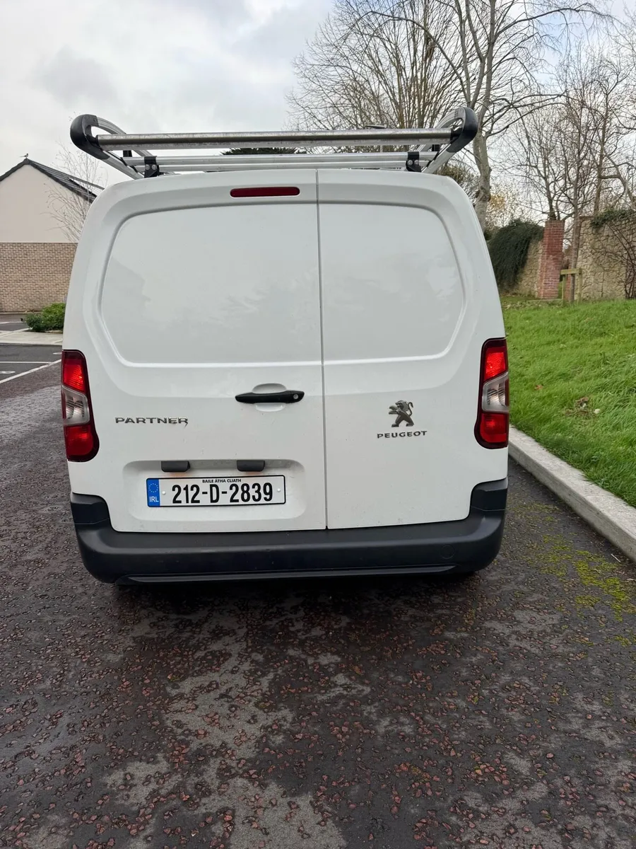 2021 Peugeot Partner no VAT - Image 3
