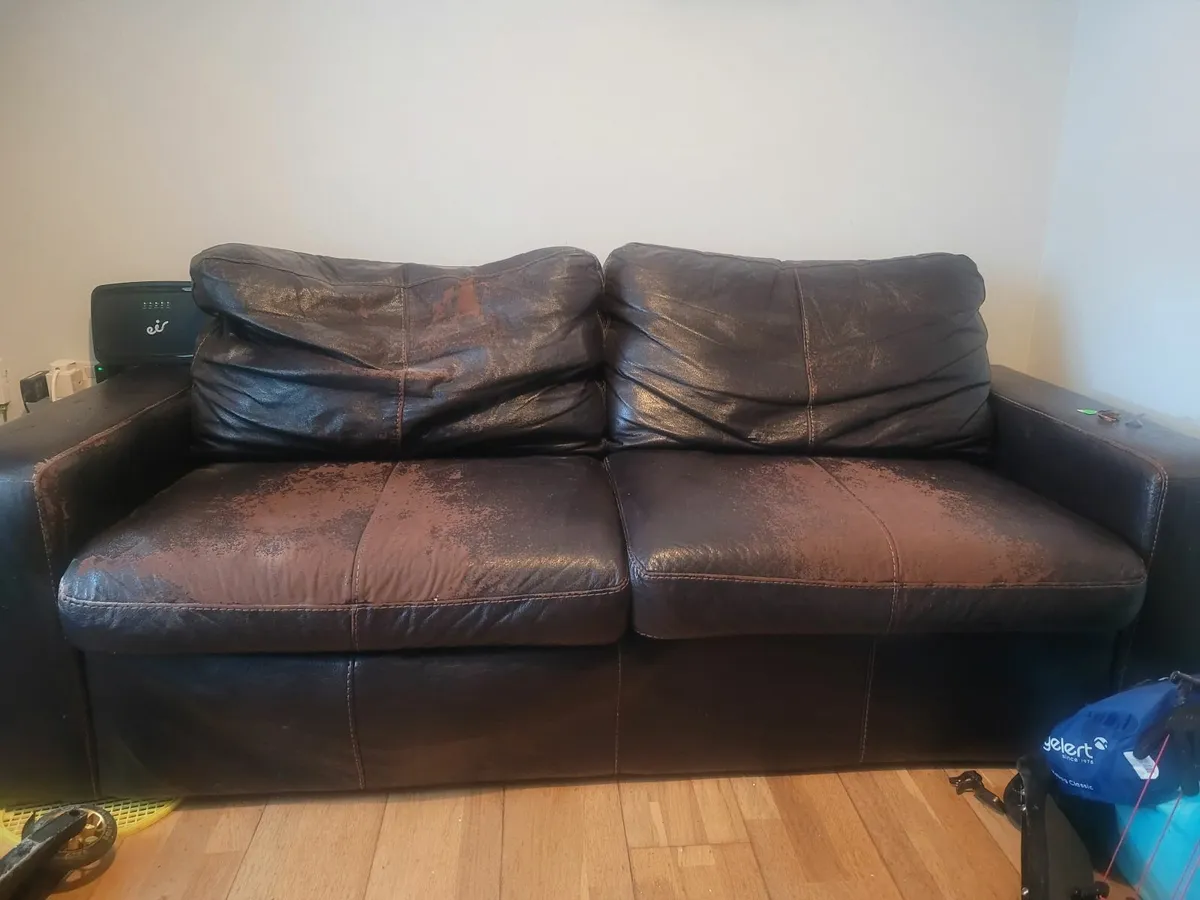 Double couch bed - Image 1