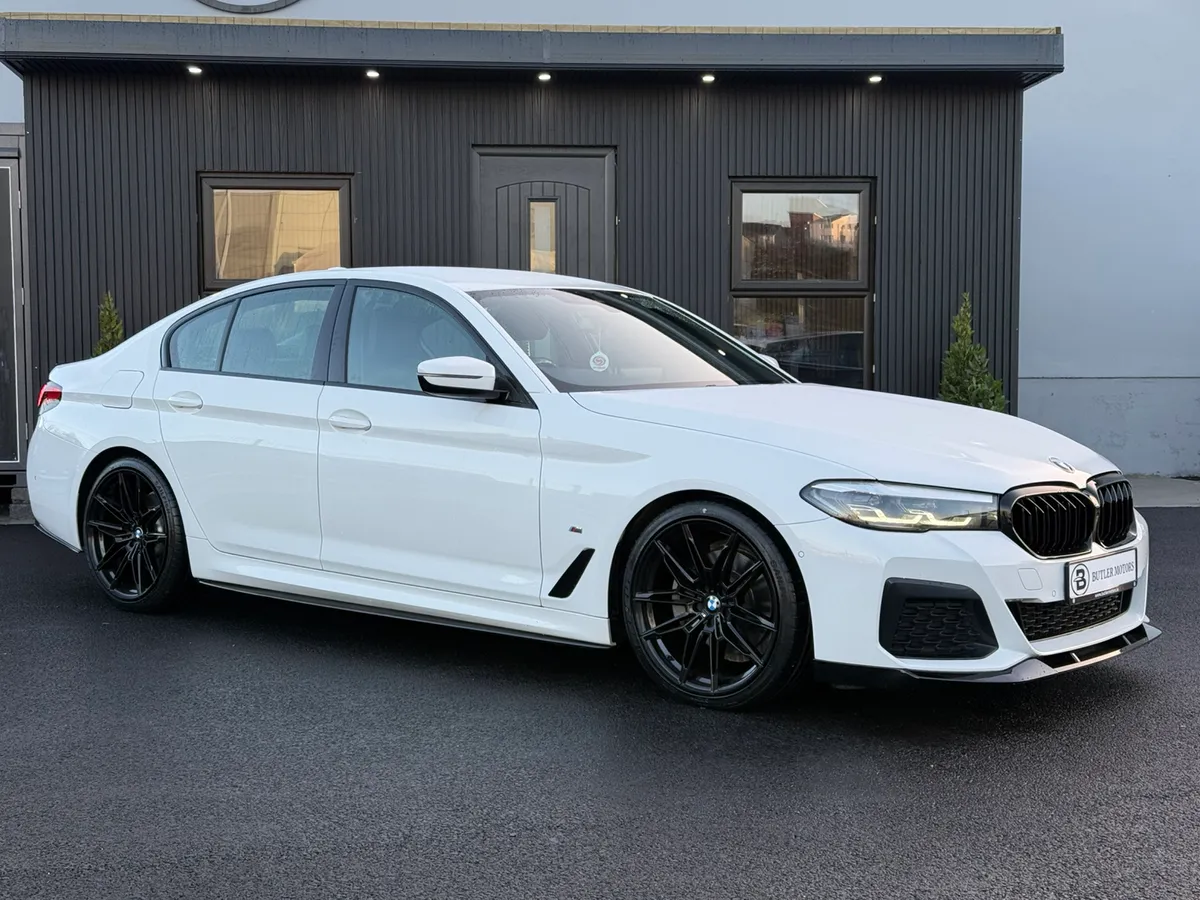 2021 / 211 BMW 520D M-Sport 2.0D Mhev - Image 2