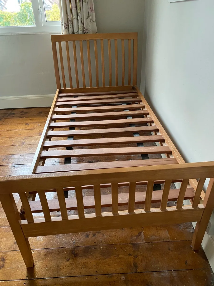 Timber frame single bed ( mattress optional) - Image 2
