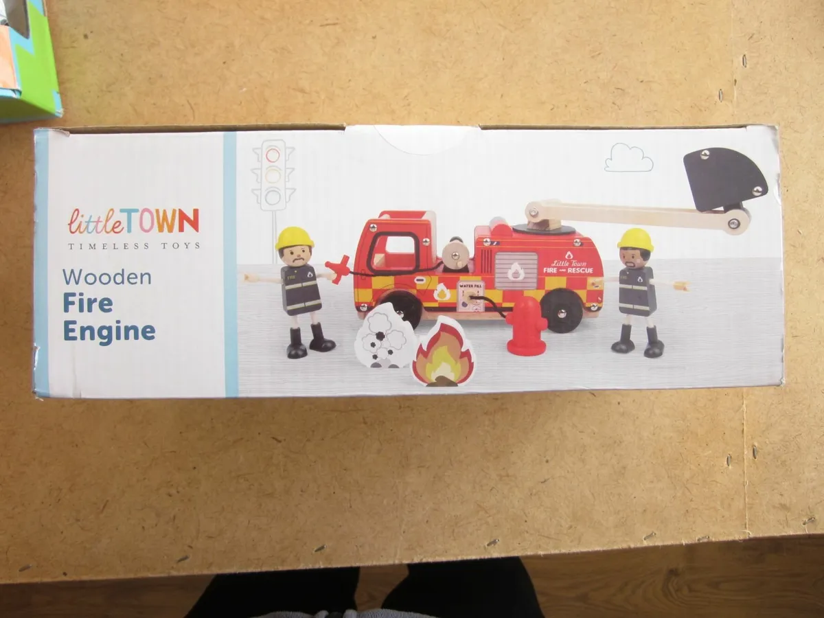 New Little Town Wooden Fire Engine - Image 3