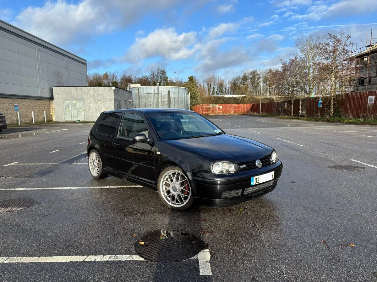 Volkswagen Golf GTI 25th Anniversary - Image 1