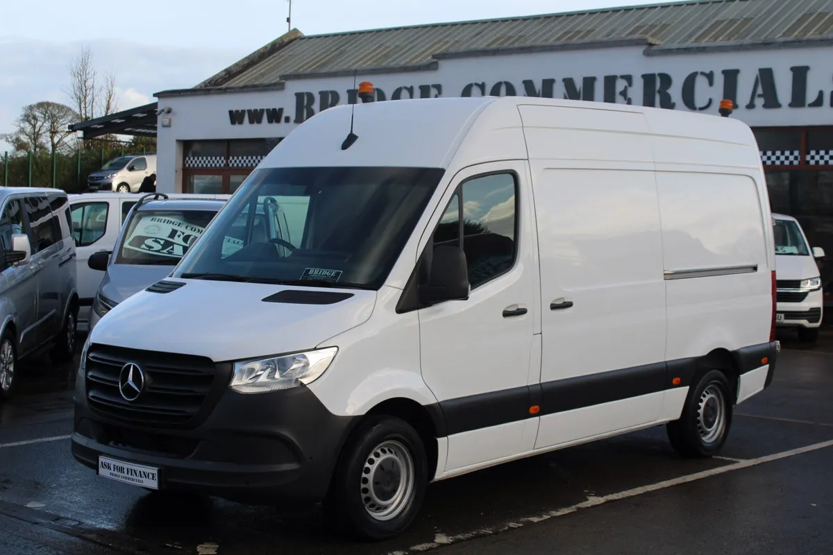 2021 Mercedes-Benz Sprinter 315 L2H2 7000kgs - Image 1