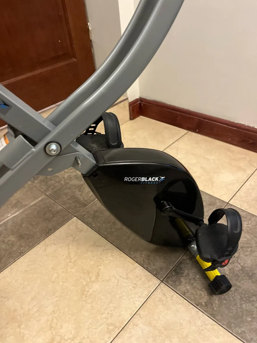 Exercise bike - Image 4