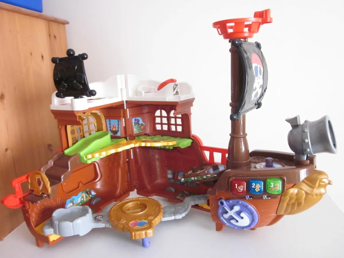 VTech Toot-Toot Friends Kingdom Pirate Ship - Image 3