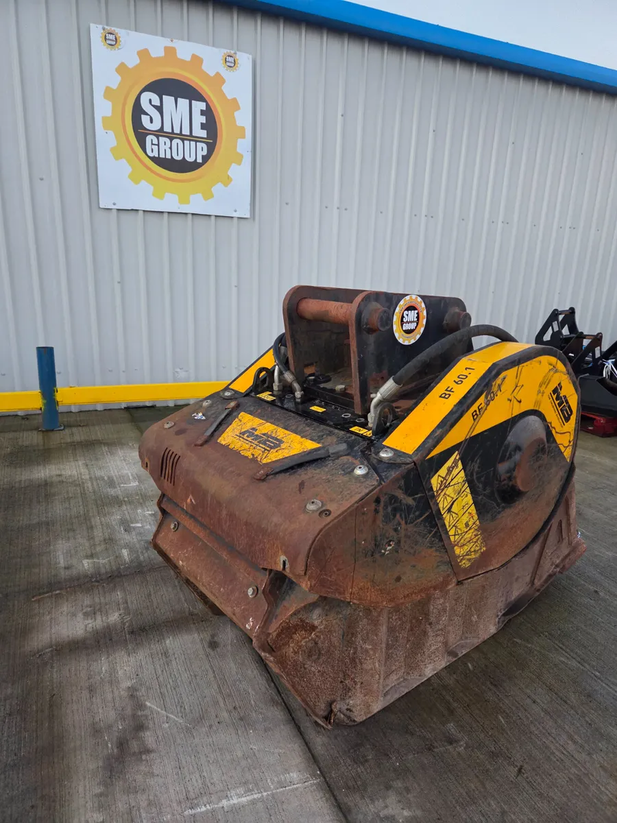 Mb Bf60 Crushing Bucket - Image 2