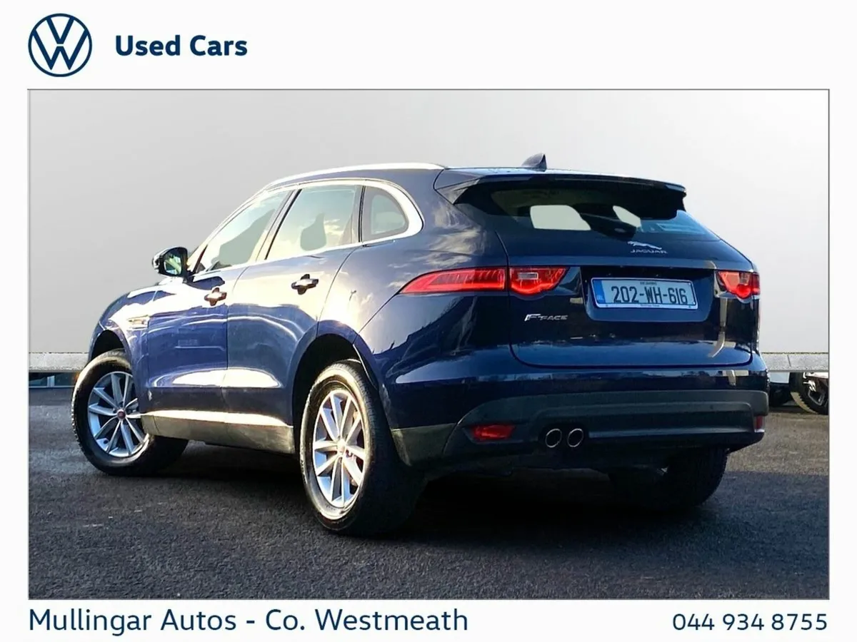 Jaguar F-Pace RWD 2.0 D 180PS Prestige Auto - Image 3