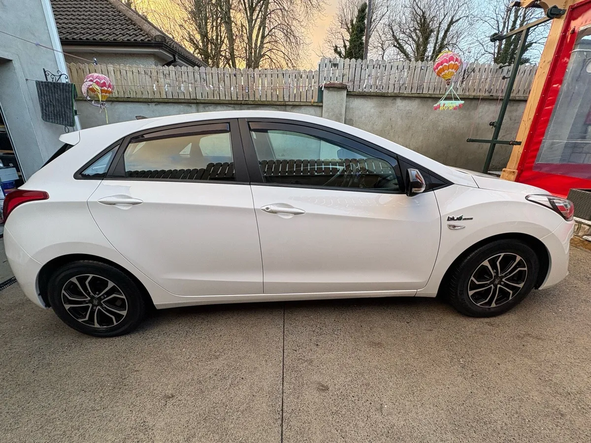 Hyundai i30 2013 1.6 deisel BlueDrive - Image 2