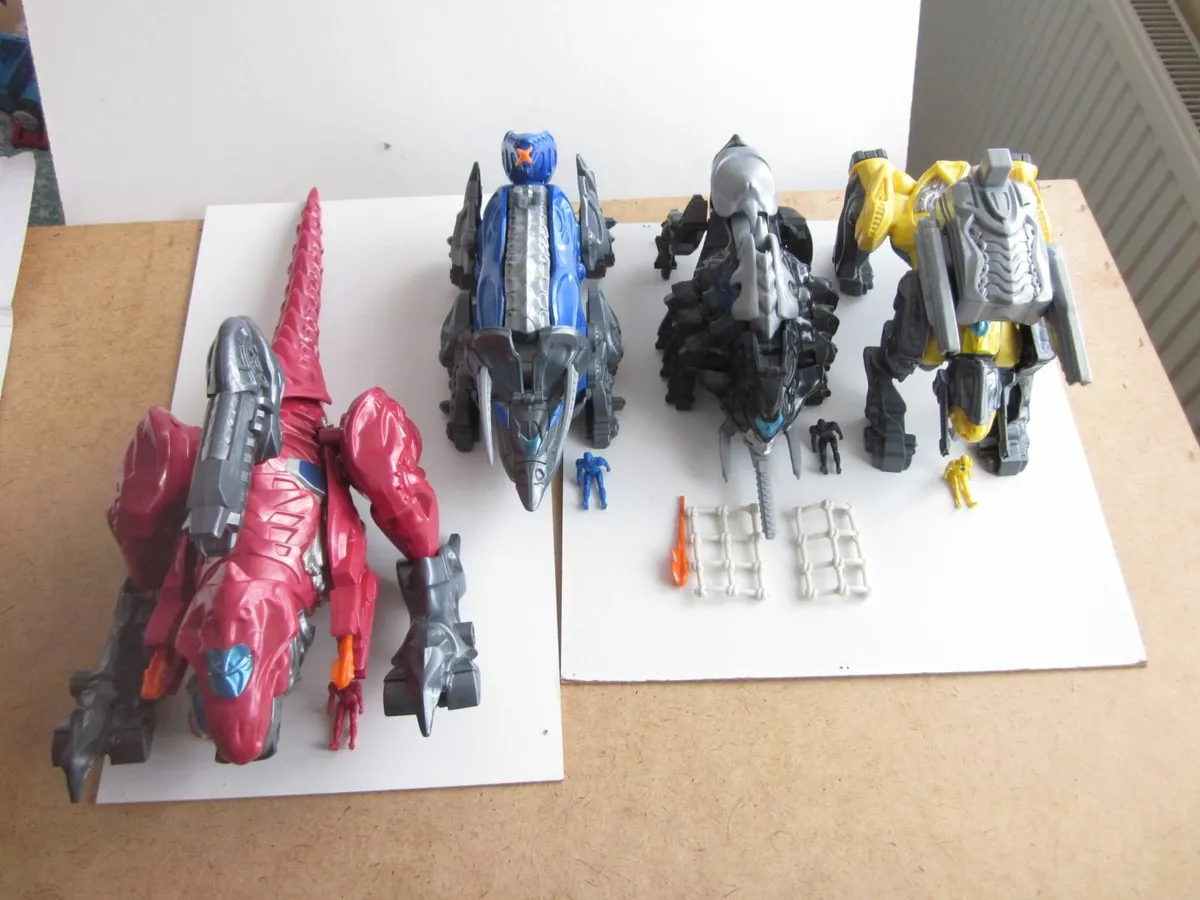 Power Rangers Colossal Megalord Action Figure 2017 - Image 2