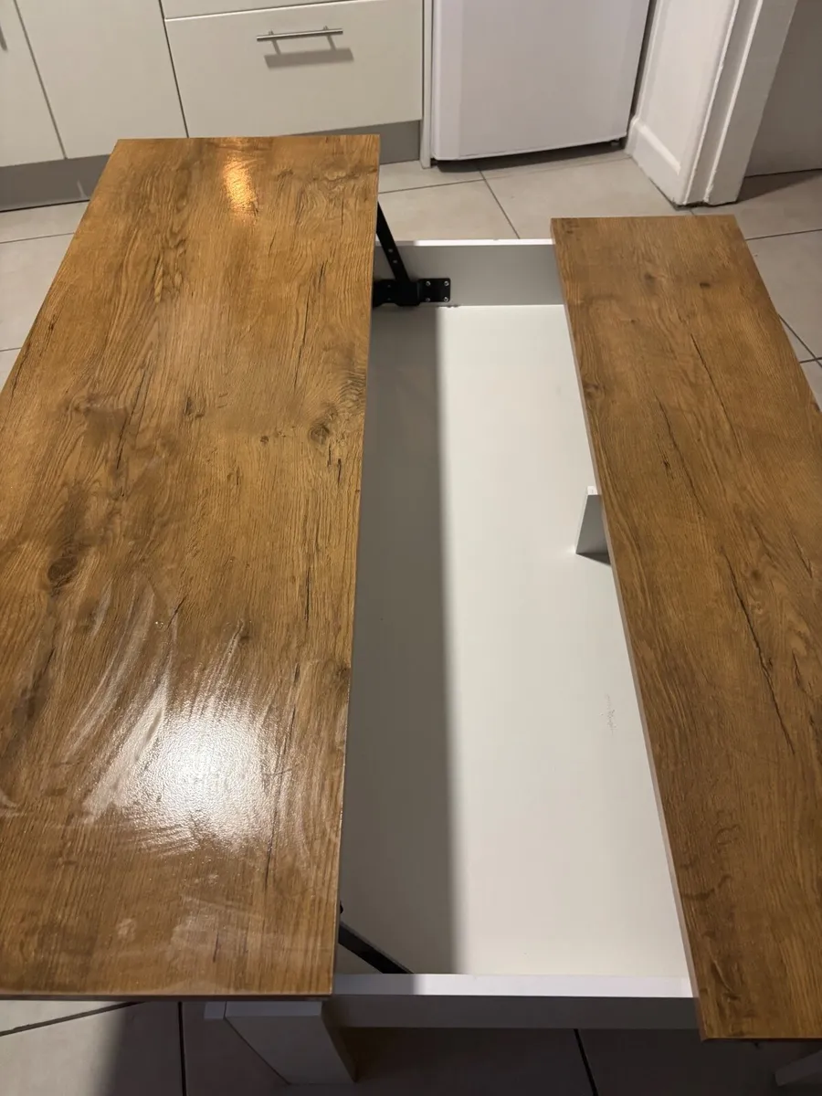 Coffee table - Image 1