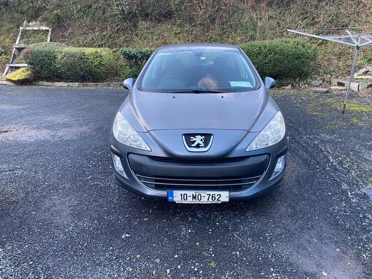 Peugeot 308 2010 - Image 1