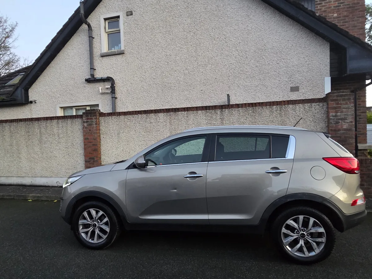 Kia Sportage, 1 owner, FSH, taxed + Nct - Image 4