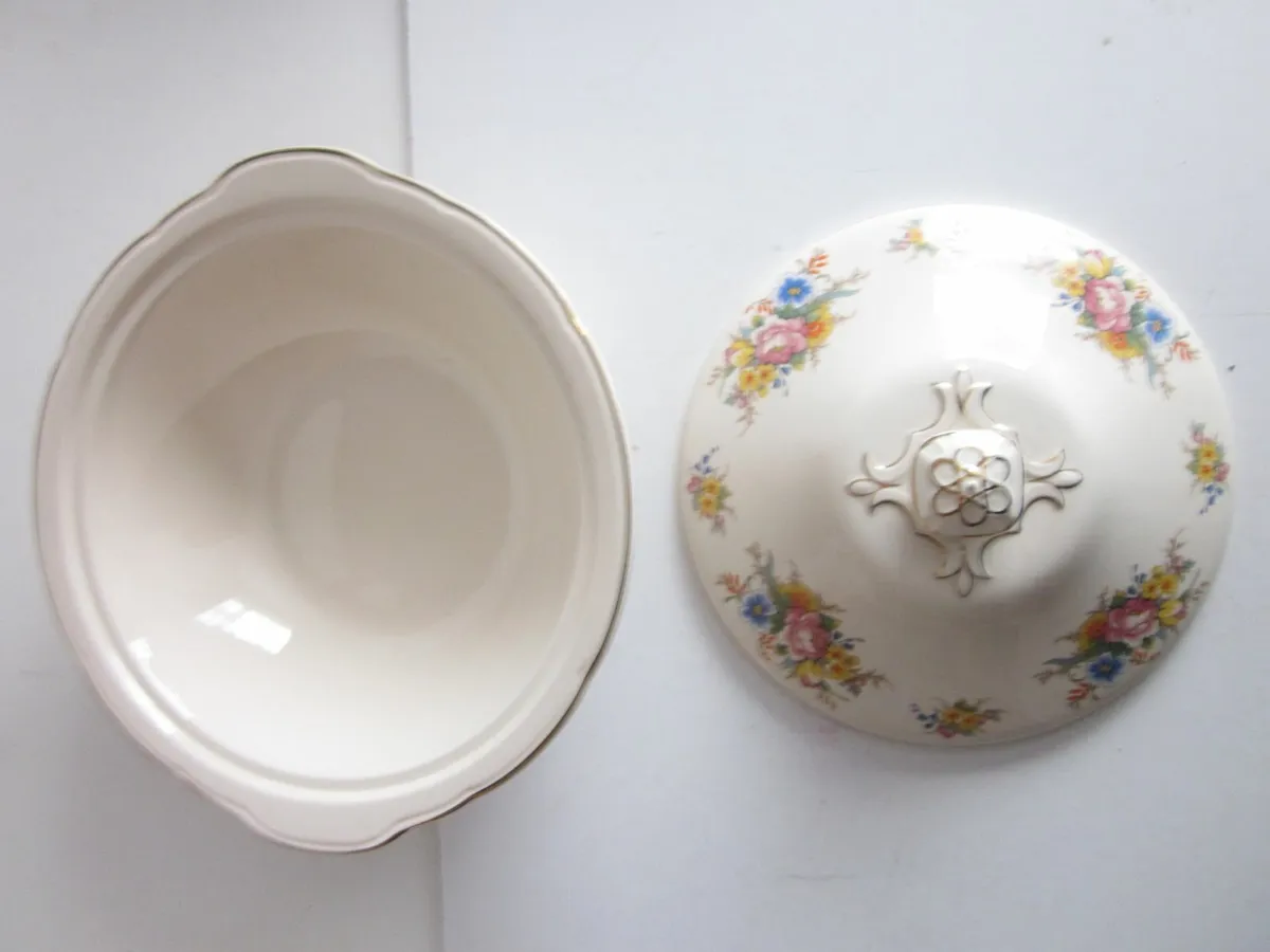 John Maddock & Sons Ltd Part Dinner Service 1940's - Image 2