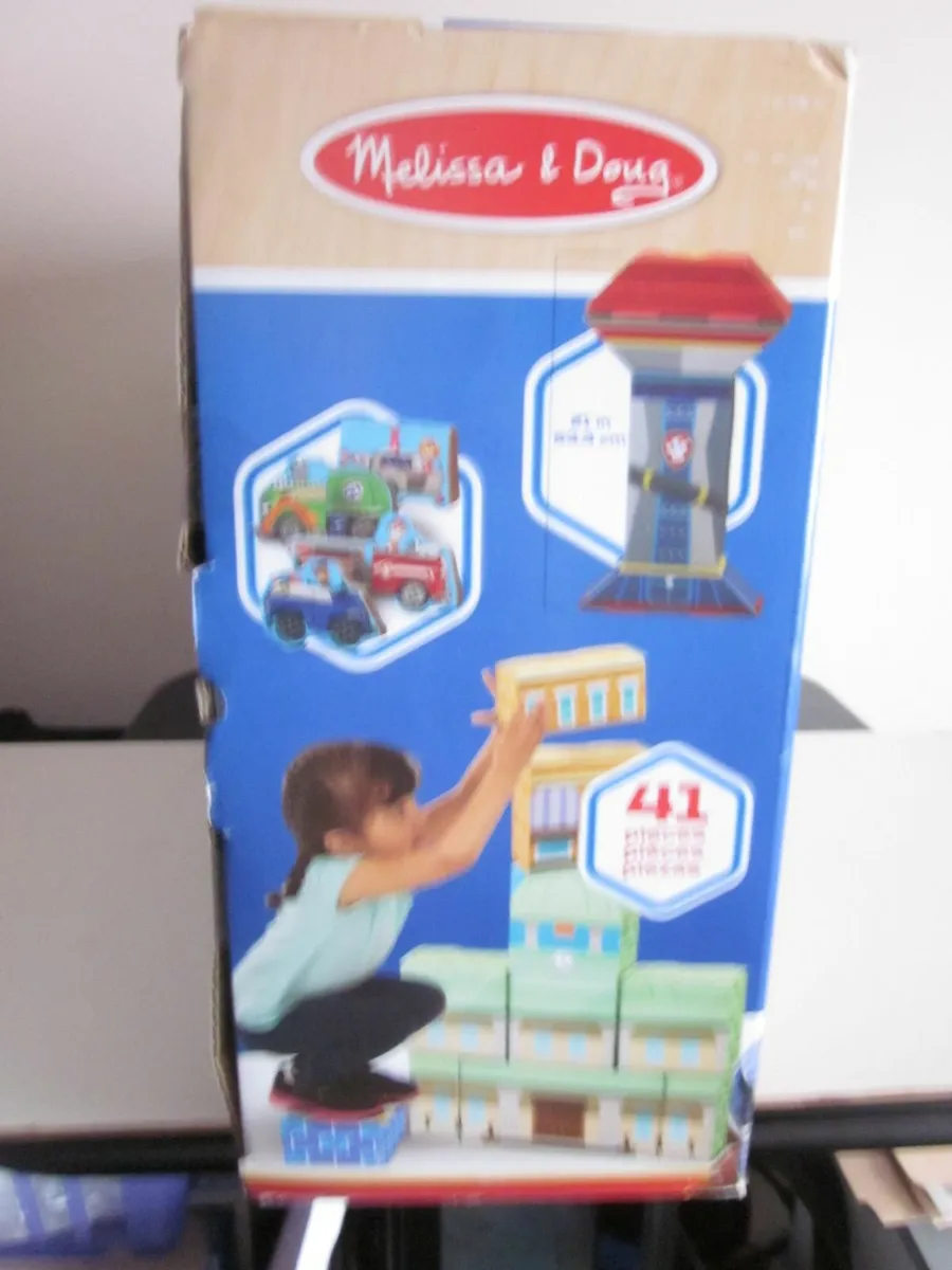 Melissa &Doug Paw Patrol Jumbo Cardboard Blocks 41 - Image 4
