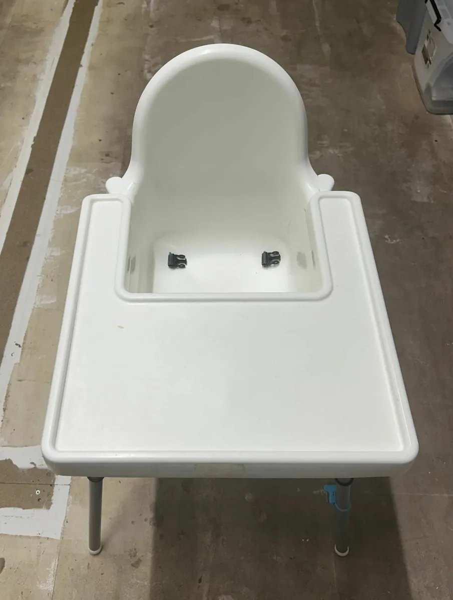 Baby high chair - Image 2