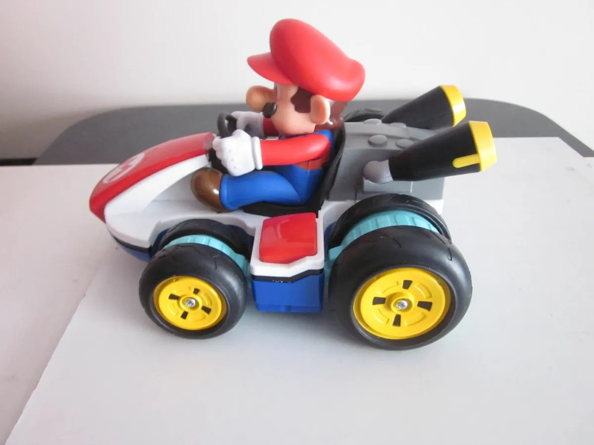 Nintendo Mario Kart 8 Anti Gravity RC Racer - Image 3