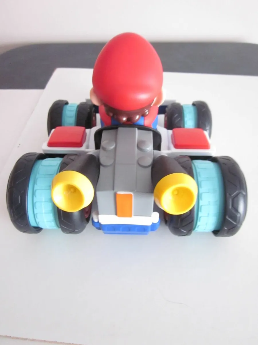 Nintendo Mario Kart 8 Anti Gravity RC Racer - Image 4