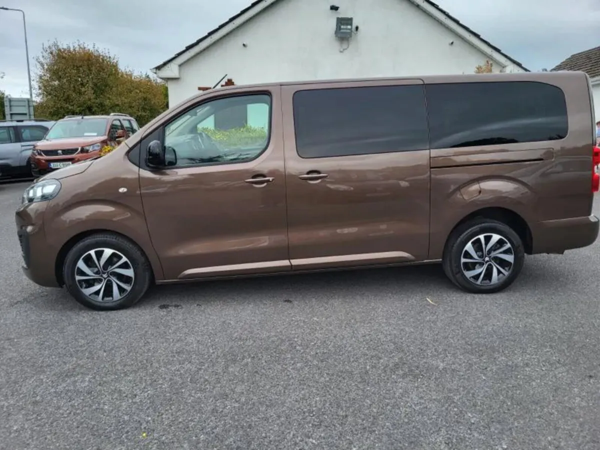 Wheelchair Accessible 2023 Citroen Spacetourer - Image 4