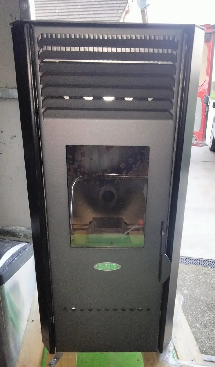 Pellet Stove 7kw - Image 1