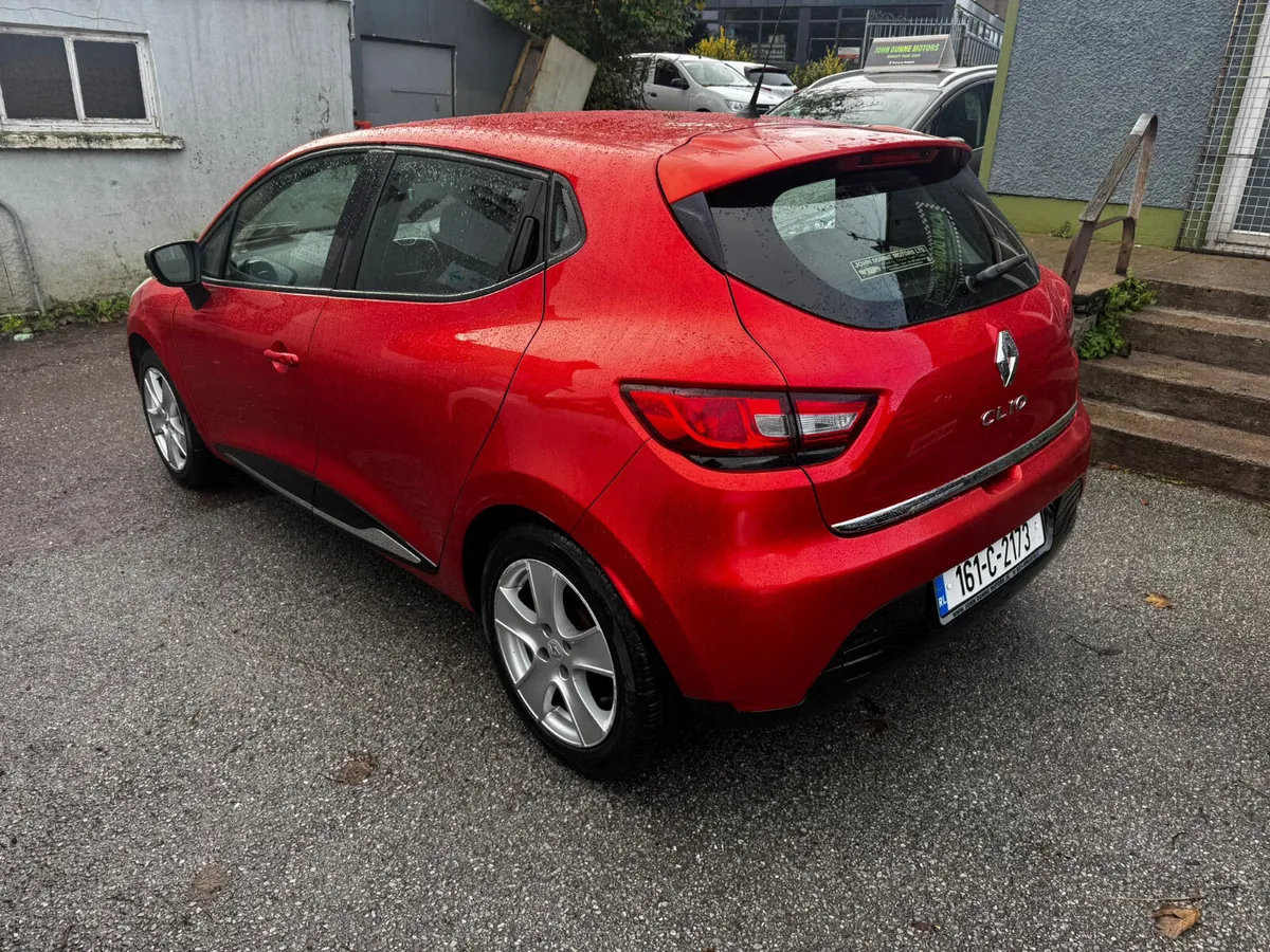 Renault Clio Ideal starter car - Image 4