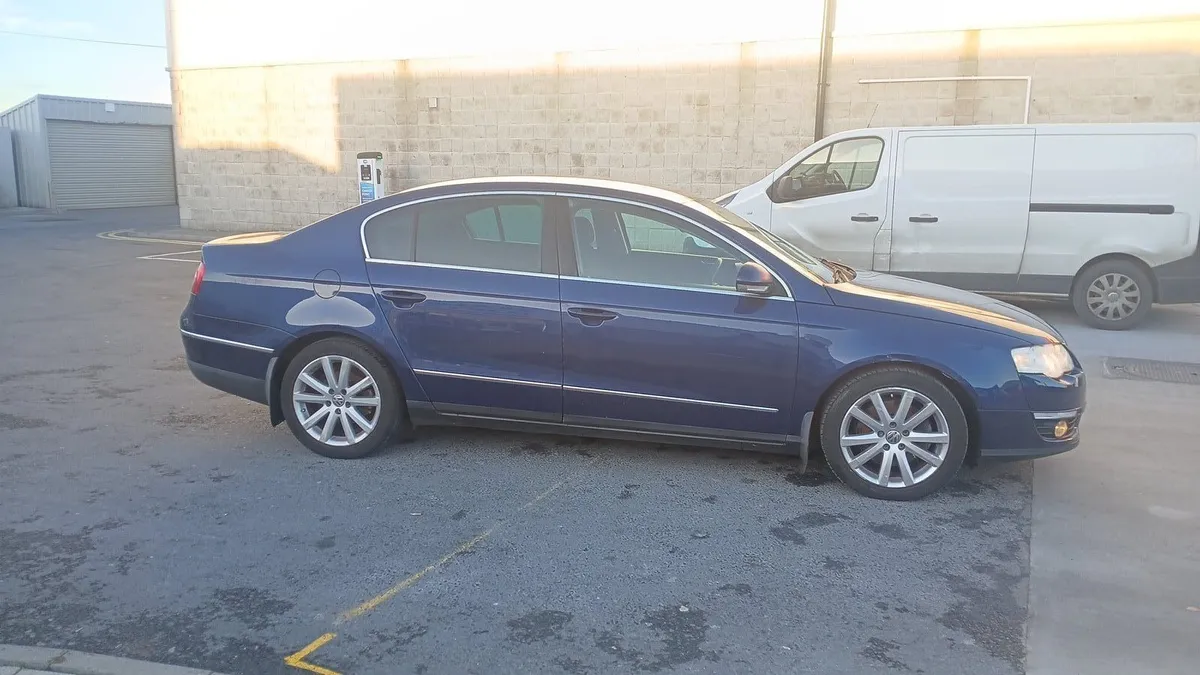 10vw passat 1.6 petrol 167 km nct 06 cmax no nct - Image 1